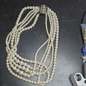 Elegant Pearl Necklace